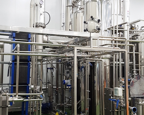 Plate-type circulation concentrator refining the fraction.